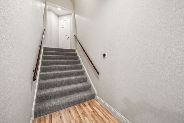 12017 Red Oak Drive, Fayetteville, AR 72704