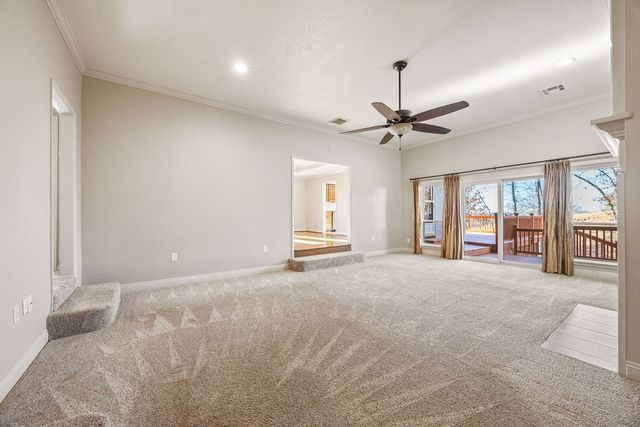 12017 Red Oak Drive, Fayetteville, AR 72704