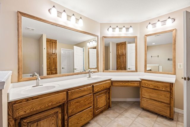 12017 Red Oak Drive, Fayetteville, AR 72704