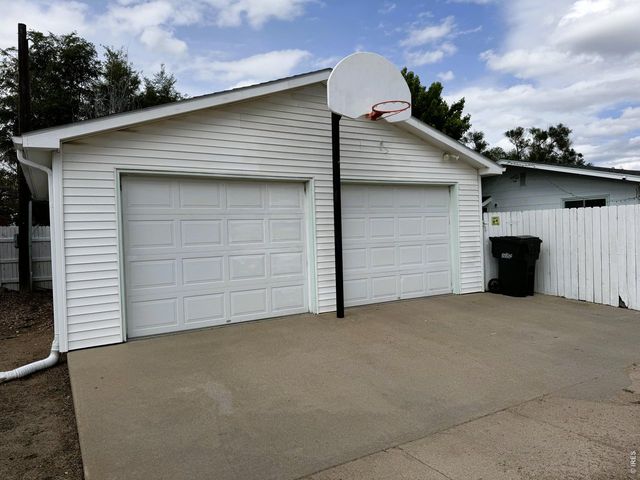402 Washington St, Sterling, CO 80751