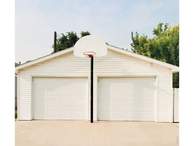 402 Washington St, Sterling, CO 80751