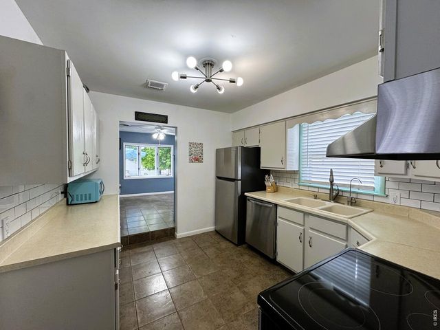 402 Washington St, Sterling, CO 80751