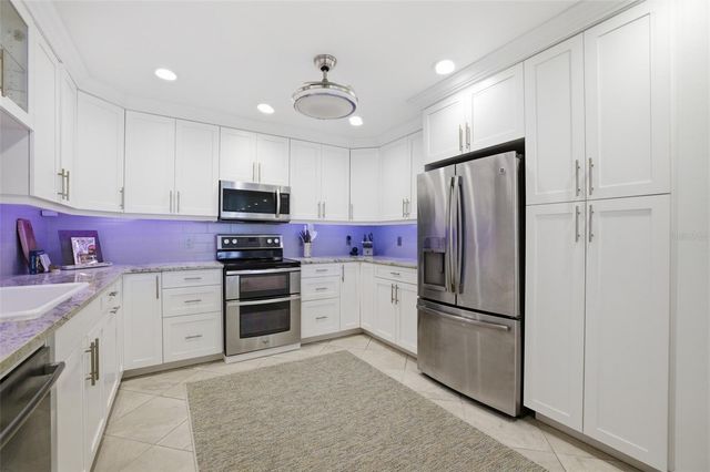 3270 SOUTHSHORE DRIVE 72A, Punta Gorda, FL 33955