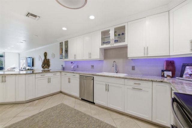 3270 SOUTHSHORE DRIVE 72A, Punta Gorda, FL 33955