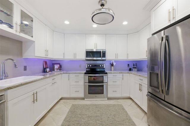 3270 SOUTHSHORE DRIVE 72A, Punta Gorda, FL 33955