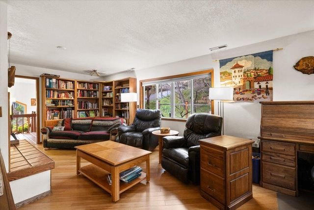 720 Grover Street, Ashland, OR 97520