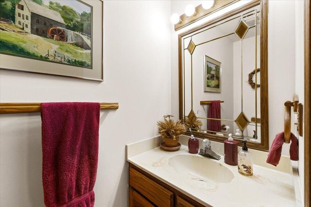 720 Grover Street, Ashland, OR 97520