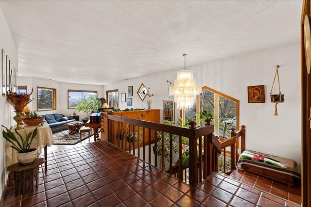 720 Grover Street, Ashland, OR 97520