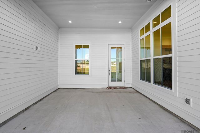 2545 Harveston Mill Dr, Baton Rouge, LA 70810