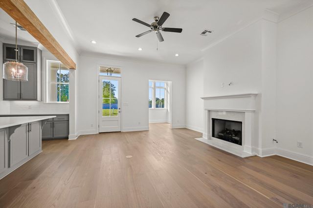 2545 Harveston Mill Dr, Baton Rouge, LA 70810