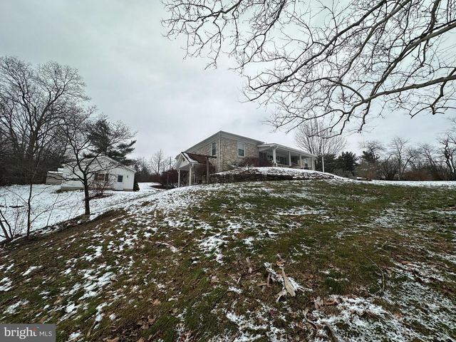 TRACT 1: 10800 MILL LANE, Fannettsburg, PA 17221