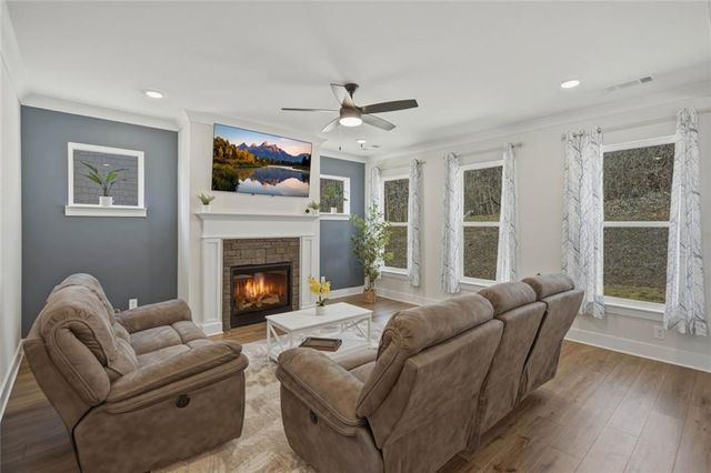 6984 Manchester Drive, Flowery Branch, GA 30542