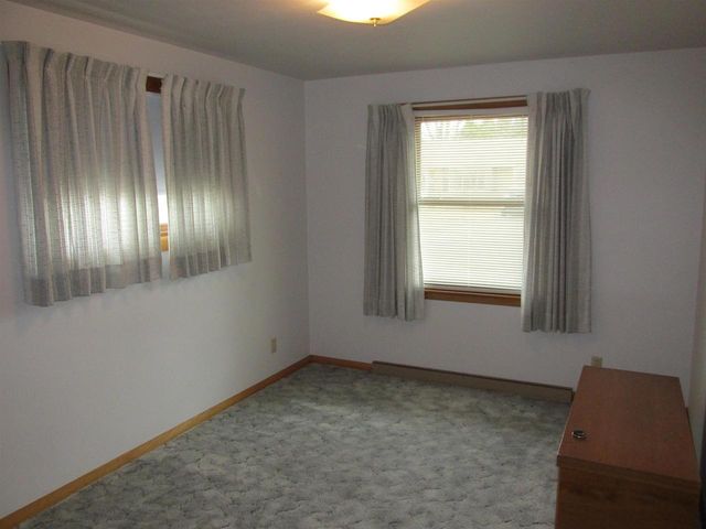 1011 E LINDBERGH STREET, Appleton, WI 54911