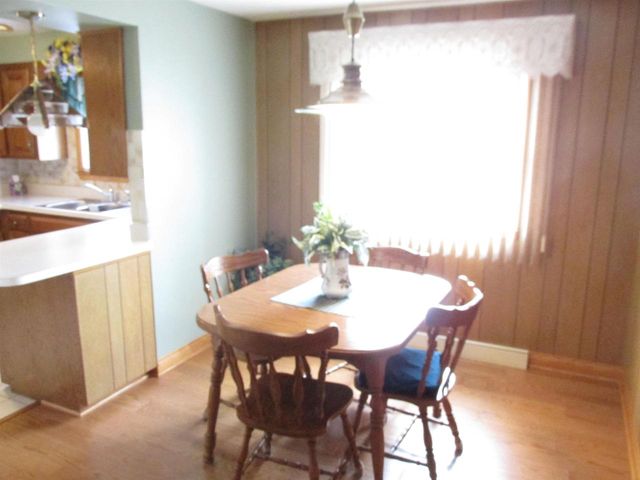 1011 E LINDBERGH STREET, Appleton, WI 54911