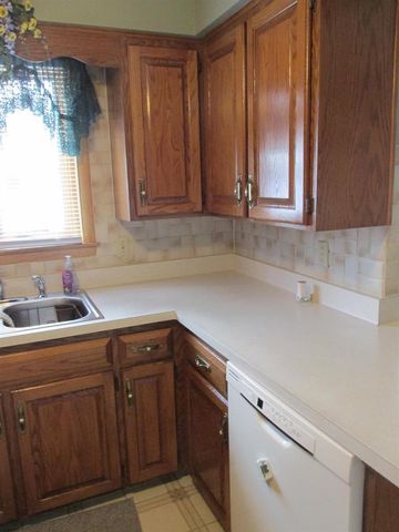 1011 E LINDBERGH STREET, Appleton, WI 54911