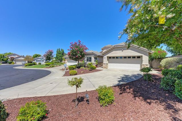 217 Haskin Ct, Roseville, CA 95747
