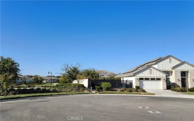 12322 Champlin Place, Bakersfield, CA 93311