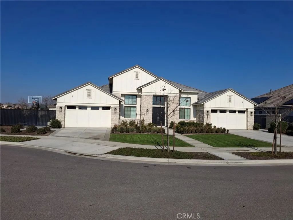 12322 Champlin Place, Bakersfield, CA 93311