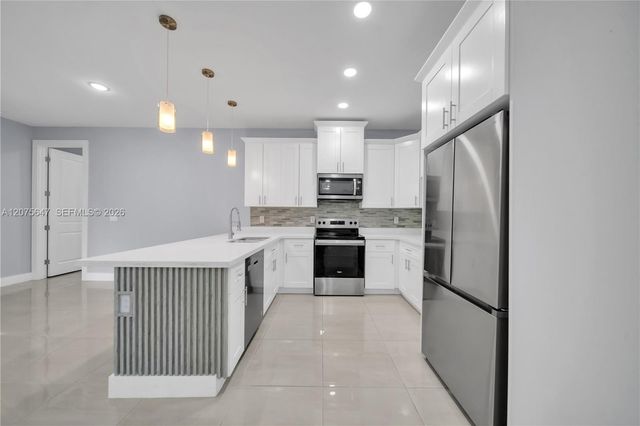 1901 E 7th Street, Lehigh Acres, FL 33936