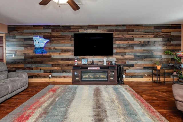 19745 Morton Oaks Road, Audubon, MN 56511