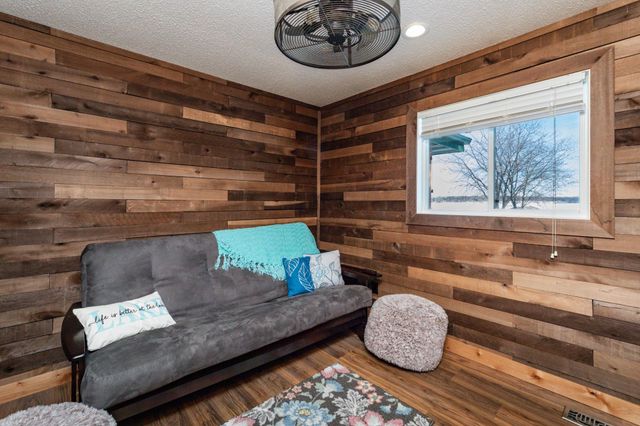 19745 Morton Oaks Road, Audubon, MN 56511