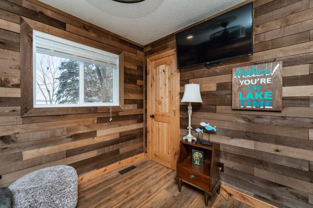 19745 Morton Oaks Road, Audubon, MN 56511