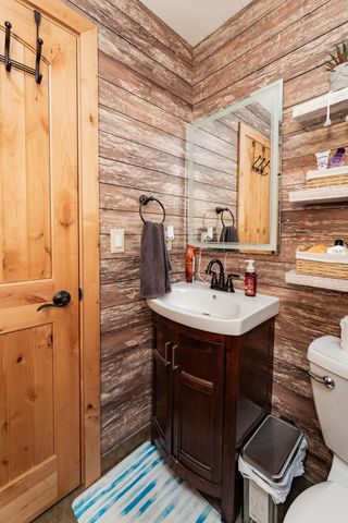 19745 Morton Oaks Road, Audubon, MN 56511