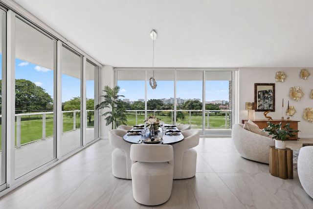 210 SE Mizner Boulevard 301, Boca Raton, FL 33432