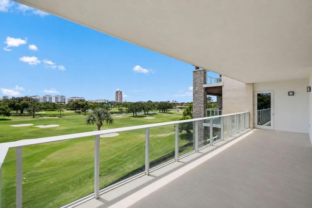 210 SE Mizner Boulevard 301, Boca Raton, FL 33432