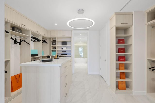 210 SE Mizner Boulevard 301, Boca Raton, FL 33432