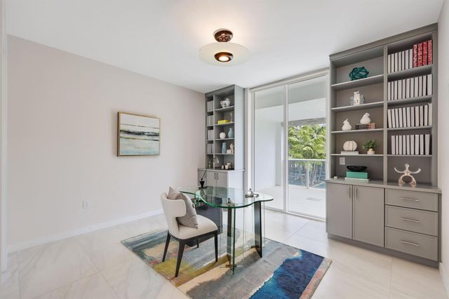 210 SE Mizner Boulevard 301, Boca Raton, FL 33432