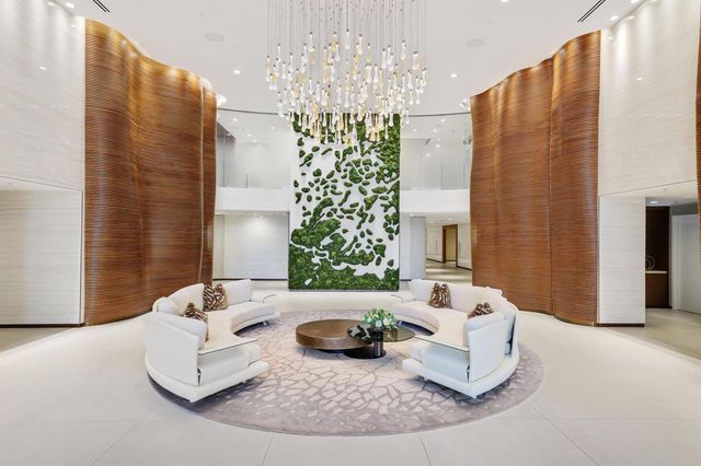 210 SE Mizner Boulevard 301, Boca Raton, FL 33432