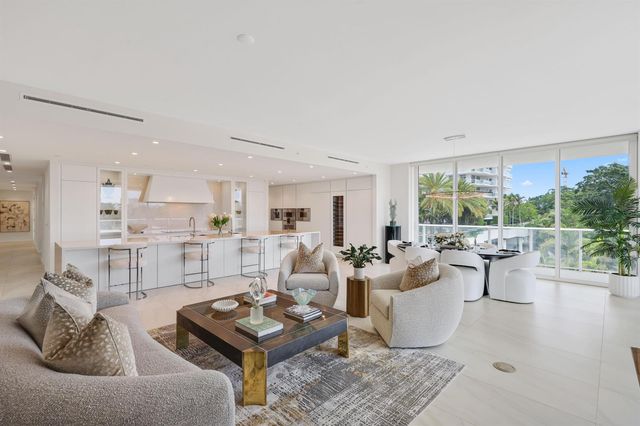 210 SE Mizner Boulevard 301, Boca Raton, FL 33432