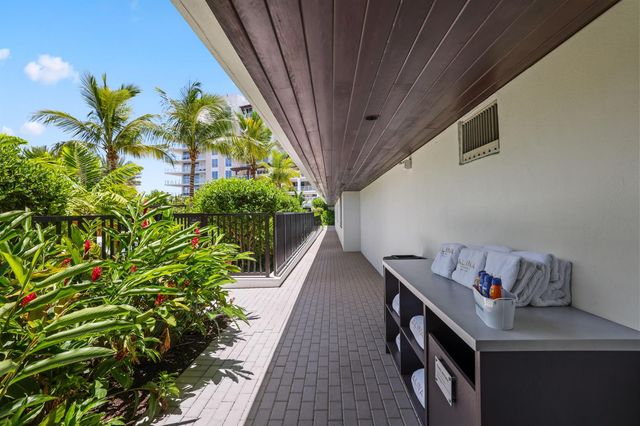 210 SE Mizner Boulevard 301, Boca Raton, FL 33432