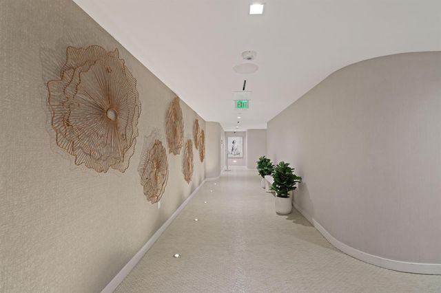 210 SE Mizner Boulevard 301, Boca Raton, FL 33432