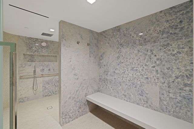 210 SE Mizner Boulevard 301, Boca Raton, FL 33432