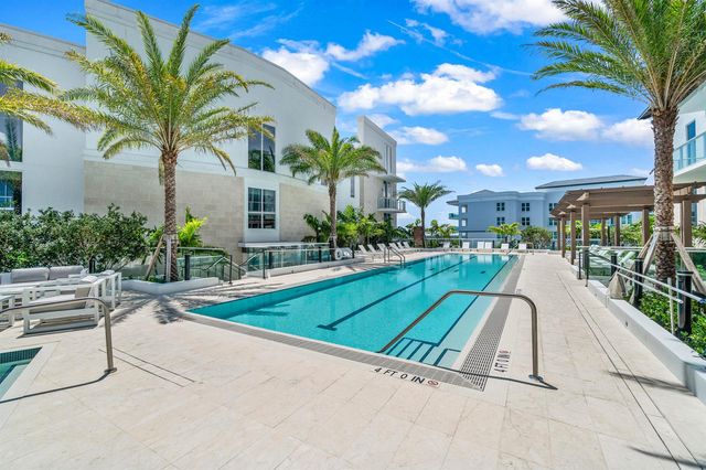 210 SE Mizner Boulevard 301, Boca Raton, FL 33432
