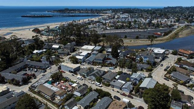 114 Park Avenue, Santa Cruz, CA 95062