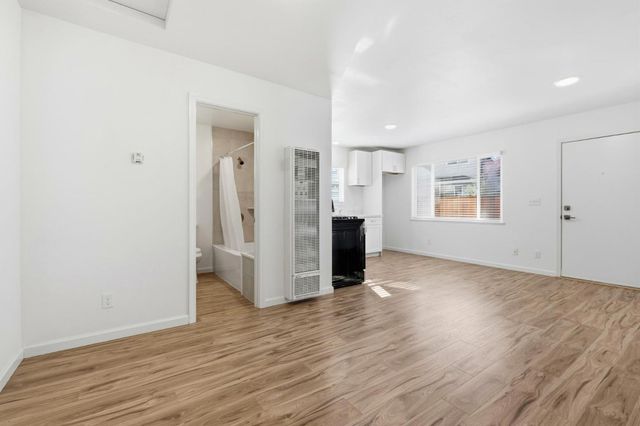 114 Park Avenue, Santa Cruz, CA 95062