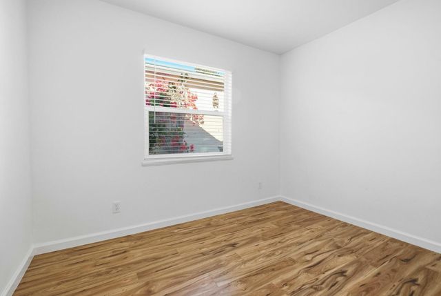 114 Park Avenue, Santa Cruz, CA 95062