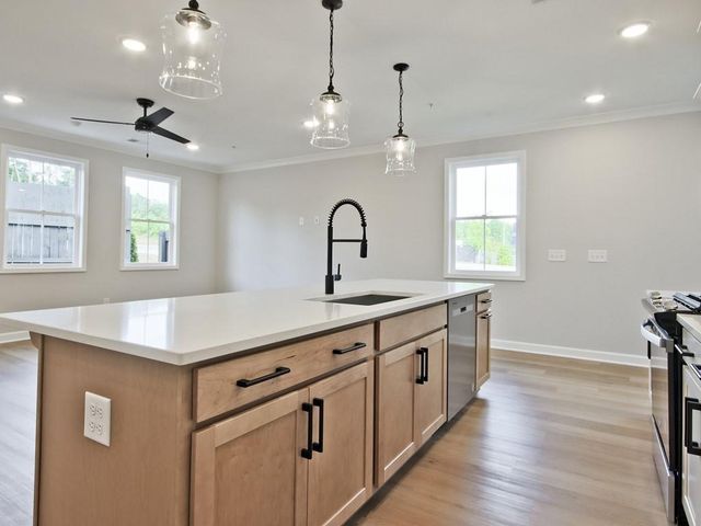 300 Colsen Drive, Acworth, GA 30102