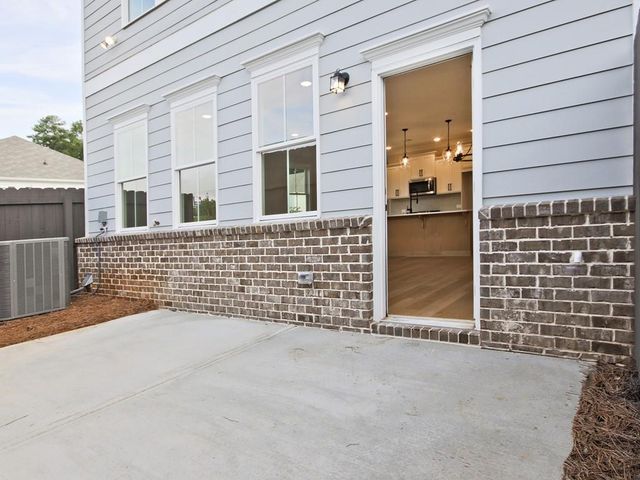 300 Colsen Drive, Acworth, GA 30102