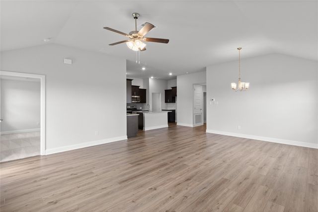 2031 Emerald Lake Trail, Dayton, TX 77525