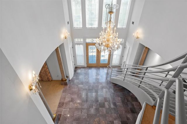 7123 Broadway Street, Galveston, TX 77554