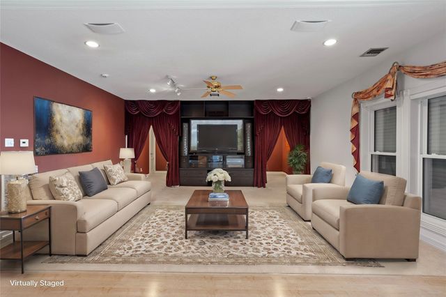 7123 Broadway Street, Galveston, TX 77554