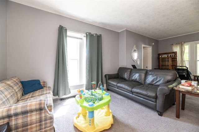 518 Walnut Street, Three Rivers, MI 49093