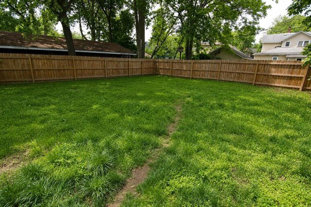 518 Walnut Street, Three Rivers, MI 49093