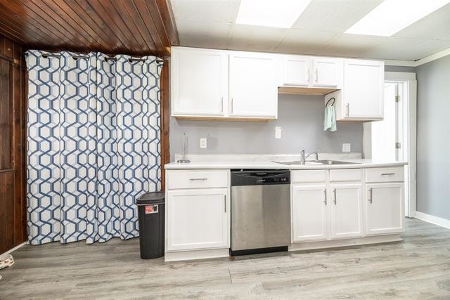 518 Walnut Street, Three Rivers, MI 49093