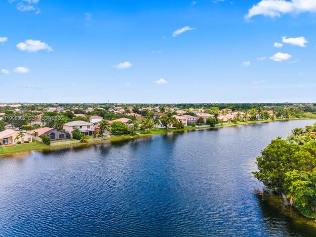 18096 SW 29th St, Miramar, FL 33029