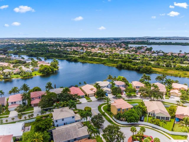 18096 SW 29th St, Miramar, FL 33029